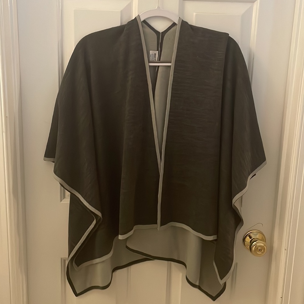 Mad Style Poncho OS